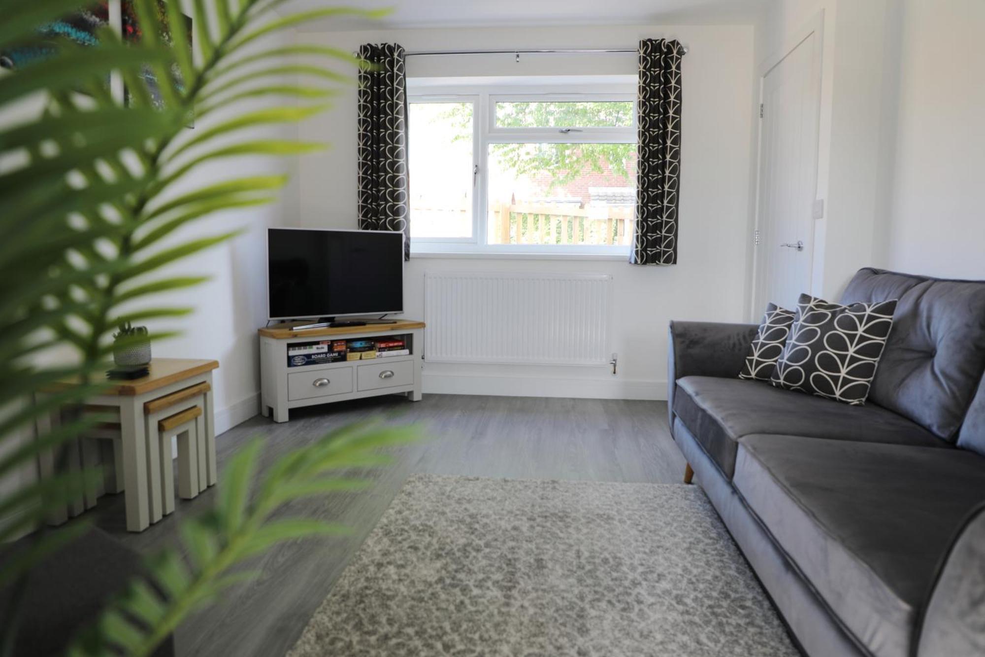 Modern, Two Double Bedroom House With Free Parking Chepstow Zewnętrze zdjęcie