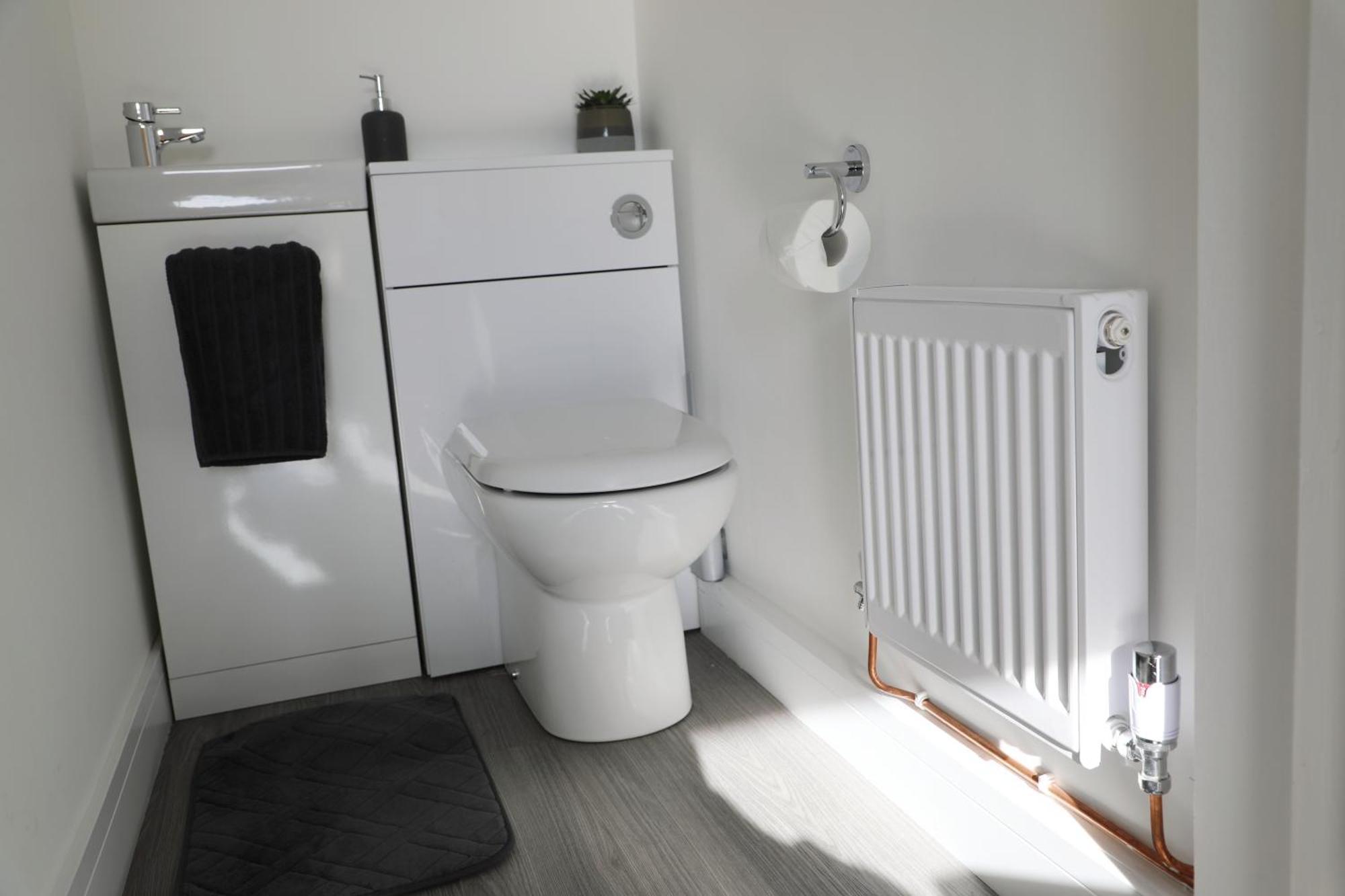 Modern, Two Double Bedroom House With Free Parking Chepstow Zewnętrze zdjęcie